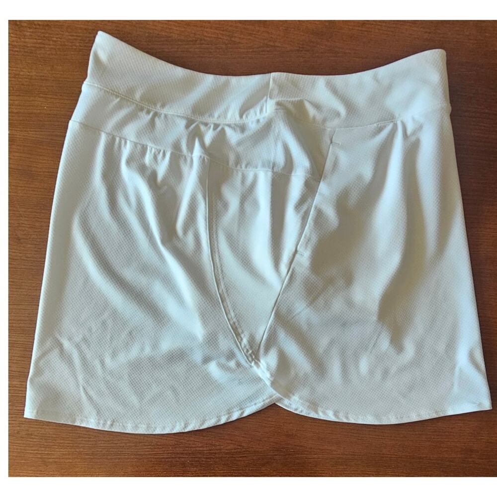 Nike Dri Fit White Skort Skirt, Built in Shorts, Dolphin Hemline, Pockets,  Sz L